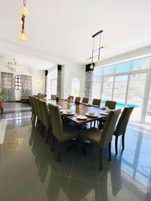 Velver Mansion, Malta - Luxury Villa With Pool แนกซ์ซาร์ ภายนอก รูปภาพ